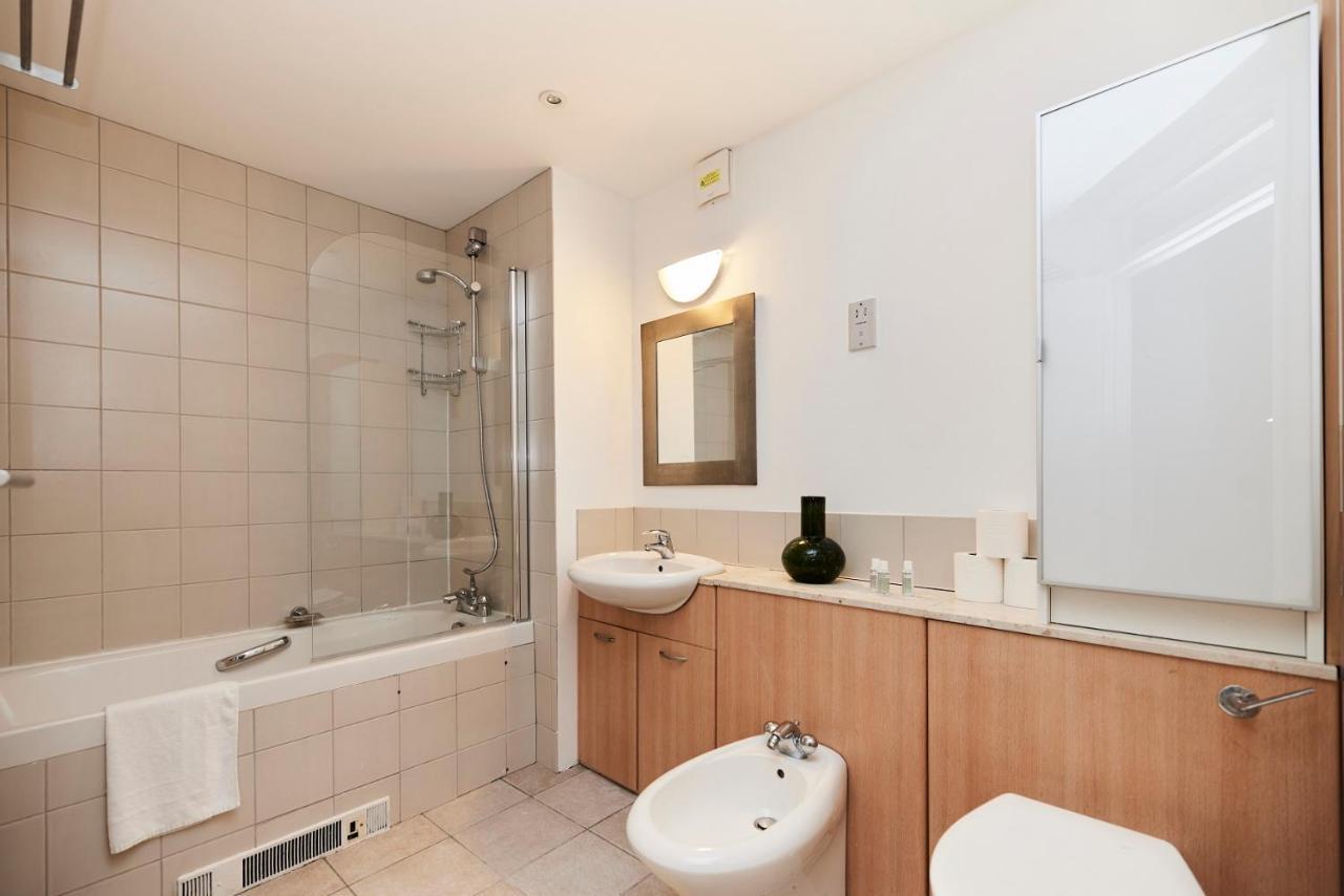 Апартаменты The London Nest - Trendy 3Bdr House Экстерьер фото